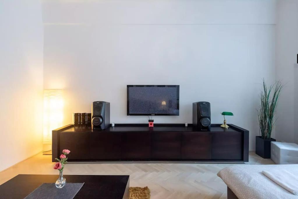 Luxury Apartment On Old Town Square Прага Екстер'єр фото