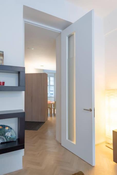 Luxury Apartment On Old Town Square Прага Екстер'єр фото