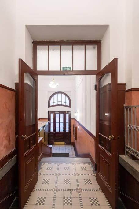 Luxury Apartment On Old Town Square Прага Екстер'єр фото